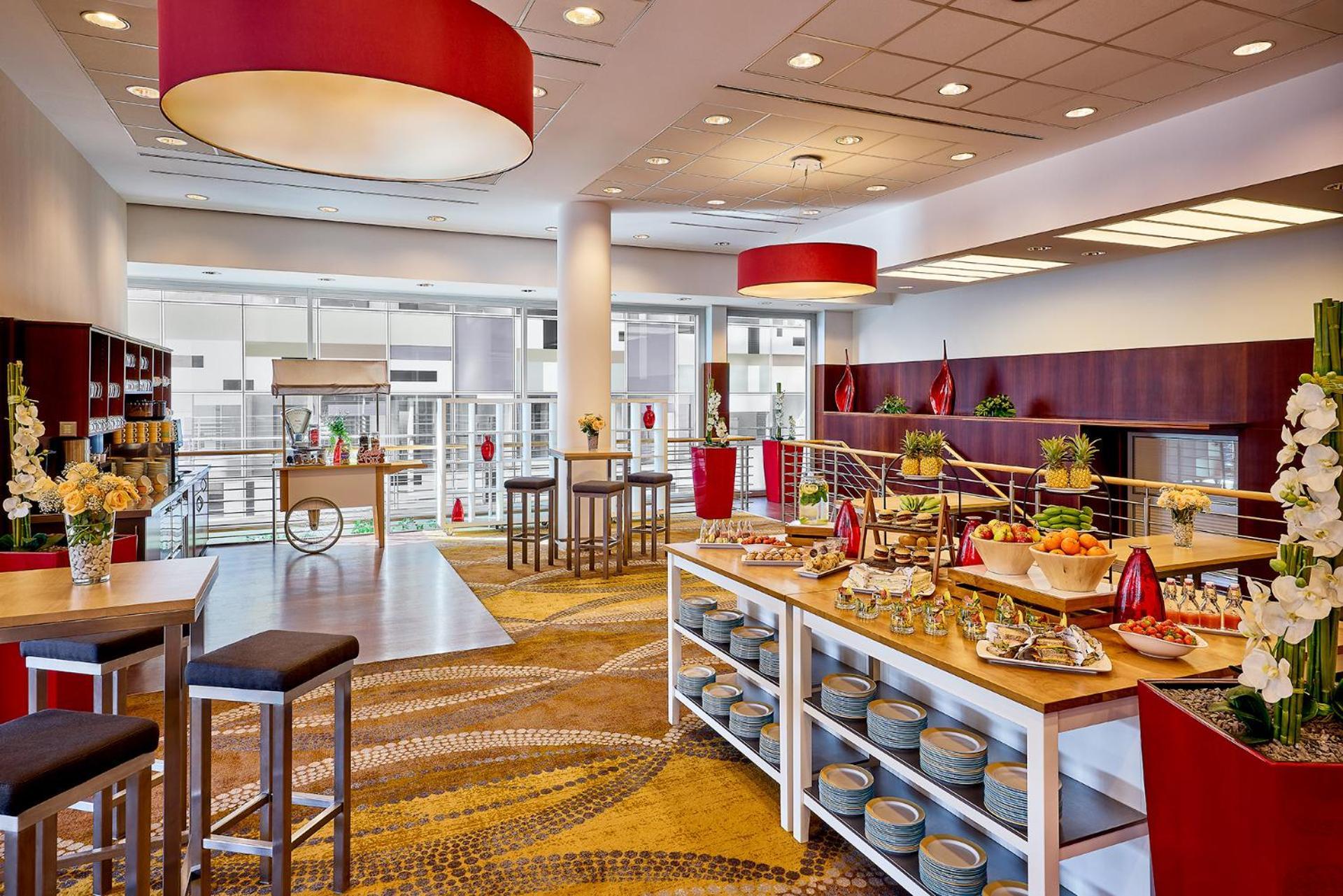 Courtyard By Marriott Duesseldorf Hafen Hotel Ngoại thất bức ảnh