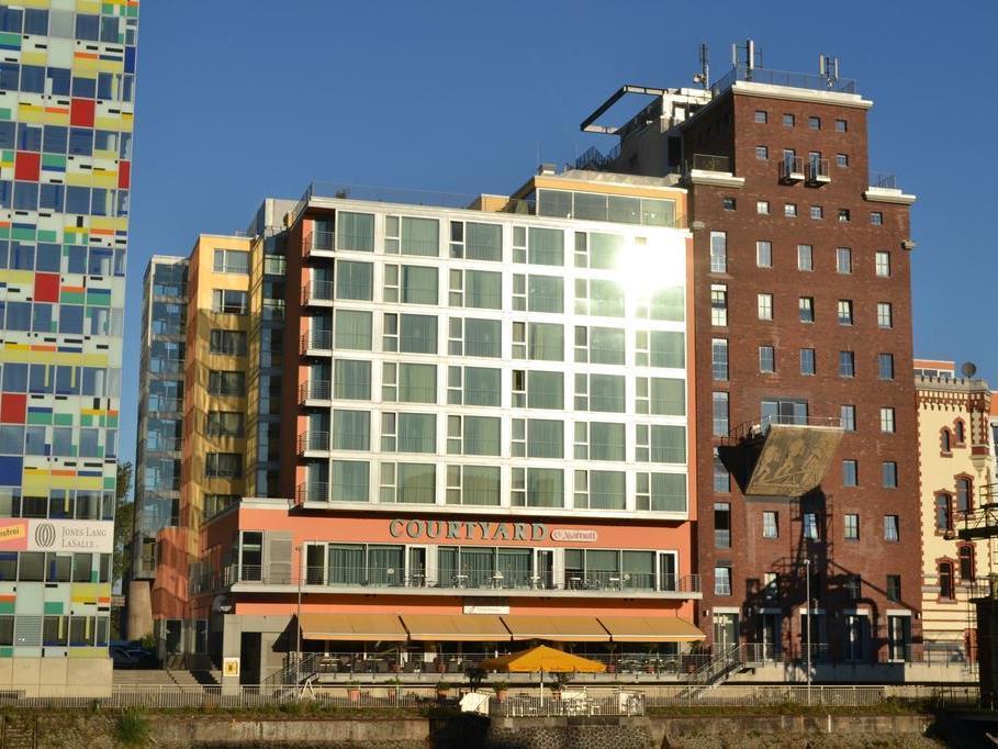 Courtyard By Marriott Duesseldorf Hafen Hotel Ngoại thất bức ảnh