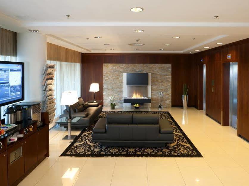 Courtyard By Marriott Duesseldorf Hafen Hotel Ngoại thất bức ảnh